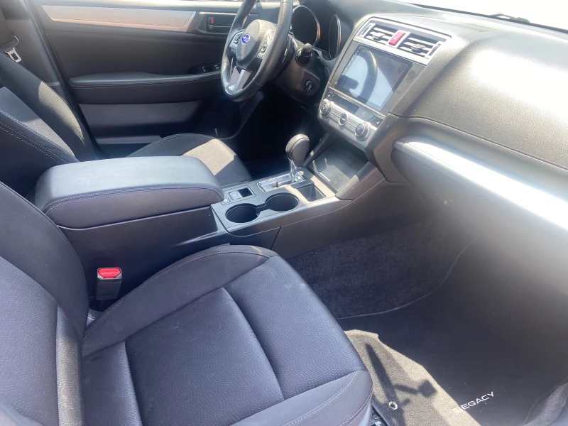 Subaru Legacy 2.5 , снимка 8 - Автомобили и джипове - 52401946