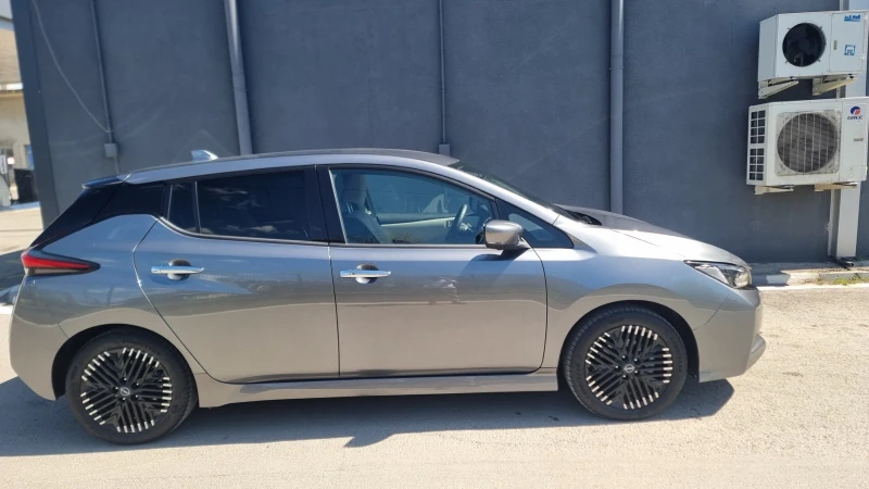 Nissan Leaf , снимка 10 - Автомобили и джипове - 51108212