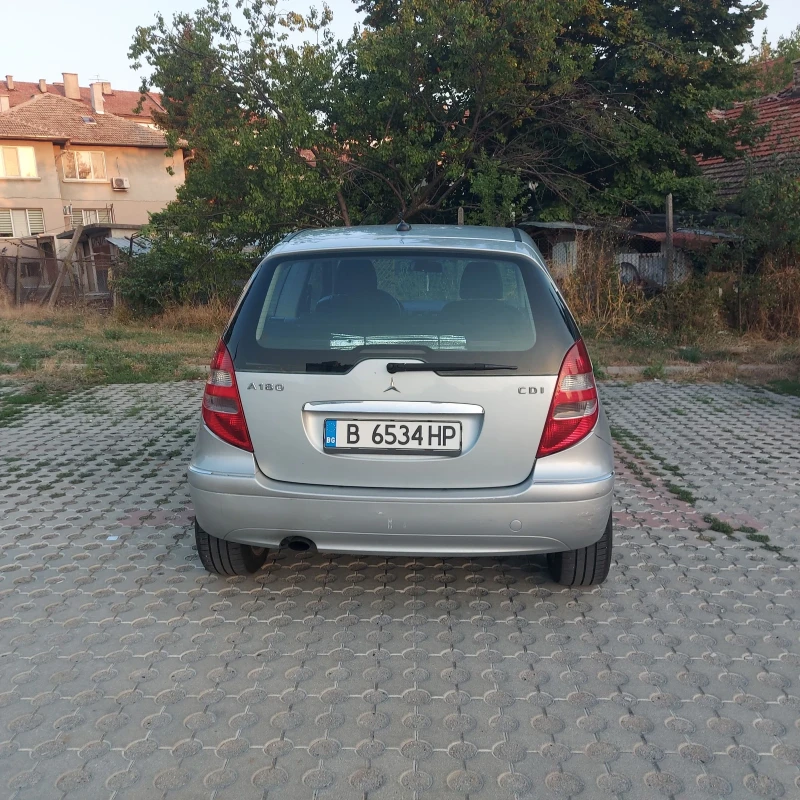 Mercedes-Benz A 180 109 к.с. 6ск., снимка 4 - Автомобили и джипове - 51453555