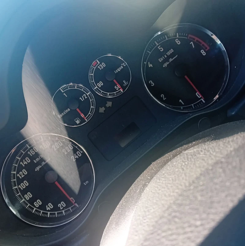 Alfa Romeo 147, снимка 3 - Автомобили и джипове - 52388112