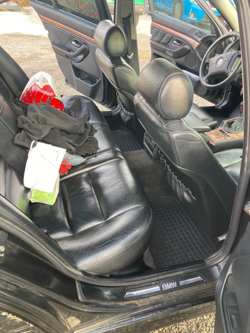 BMW 520 Е39 Газ, снимка 11 - Автомобили и джипове - 52595954