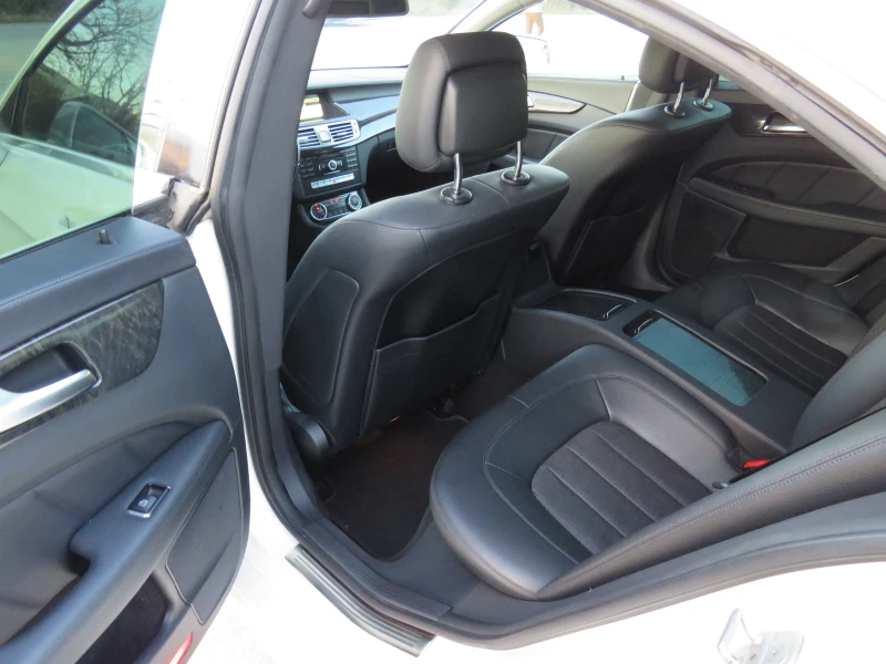 Mercedes-Benz CLS 350 CDI* 7G AMG-LINE РЕГИСТРИРАН* , снимка 10 - Автомобили и джипове - 52811845