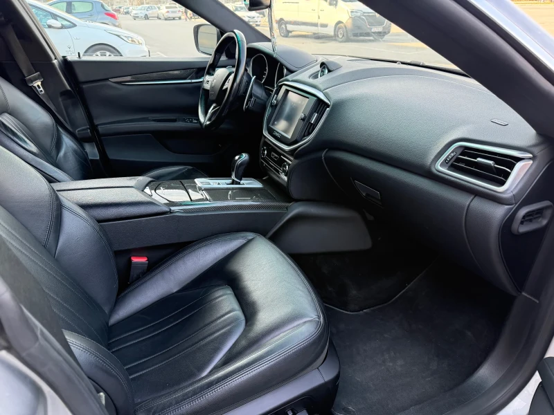 Maserati Ghibli 3.0 S Q4, снимка 8 - Автомобили и джипове - 52833034