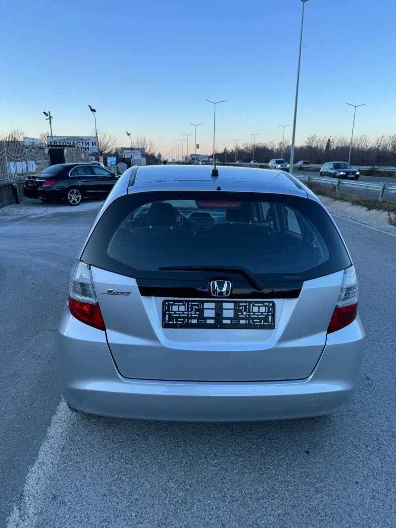 Honda Jazz 1.4, снимка 5 - Автомобили и джипове - 52913311