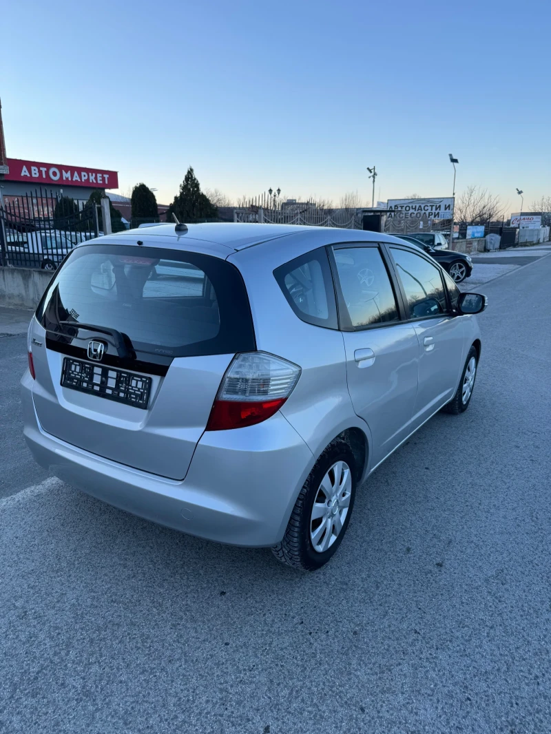 Honda Jazz 1.4, снимка 3 - Автомобили и джипове - 52913311