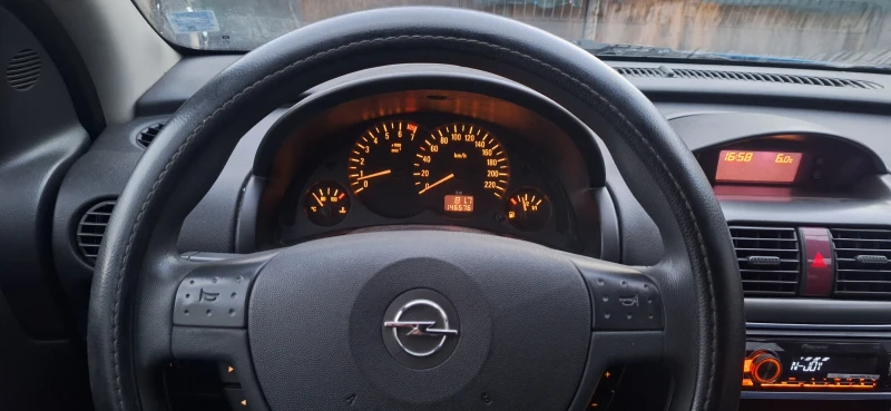 Opel Corsa Corsa C 1.2 75hp, снимка 8 - Автомобили и джипове - 53219742