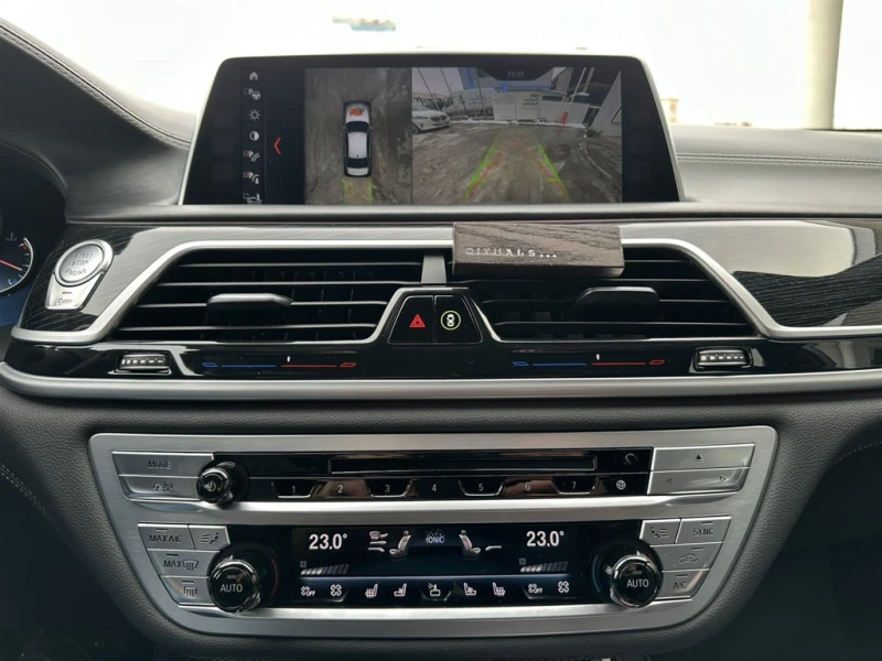 BMW 750 xDrive, снимка 10 - Автомобили и джипове - 53274915