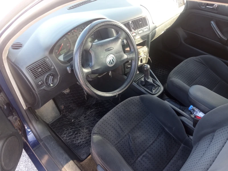 VW Golf, снимка 2 - Автомобили и джипове - 53434160