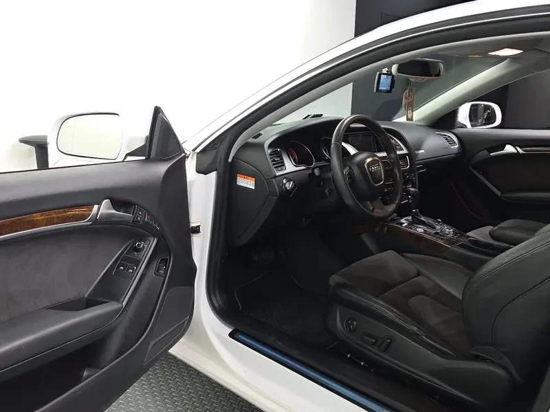 Audi A5 QUATTRO 8T3, снимка 10 - Автомобили и джипове - 54844701