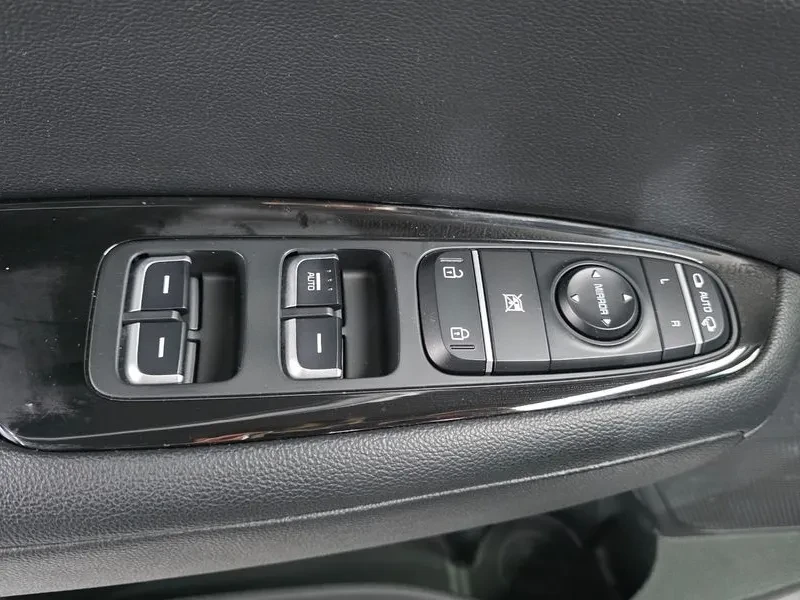 Kia K5 2.0 Hybrid Noblesse - САМО 30% АВАНС!, снимка 12 - Автомобили и джипове - 55991739