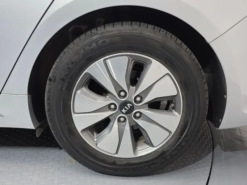 Kia K5 2.0 Hybrid Noblesse - САМО 30% АВАНС!, снимка 5 - Автомобили и джипове - 55991739
