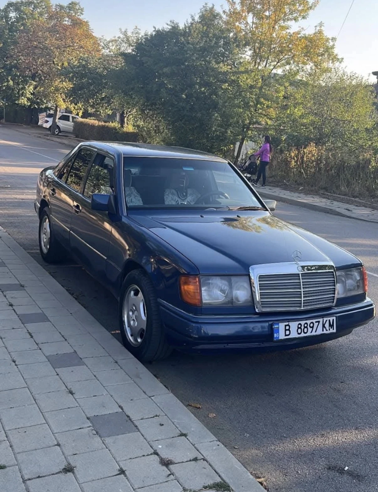 Mercedes-Benz 124, снимка 1