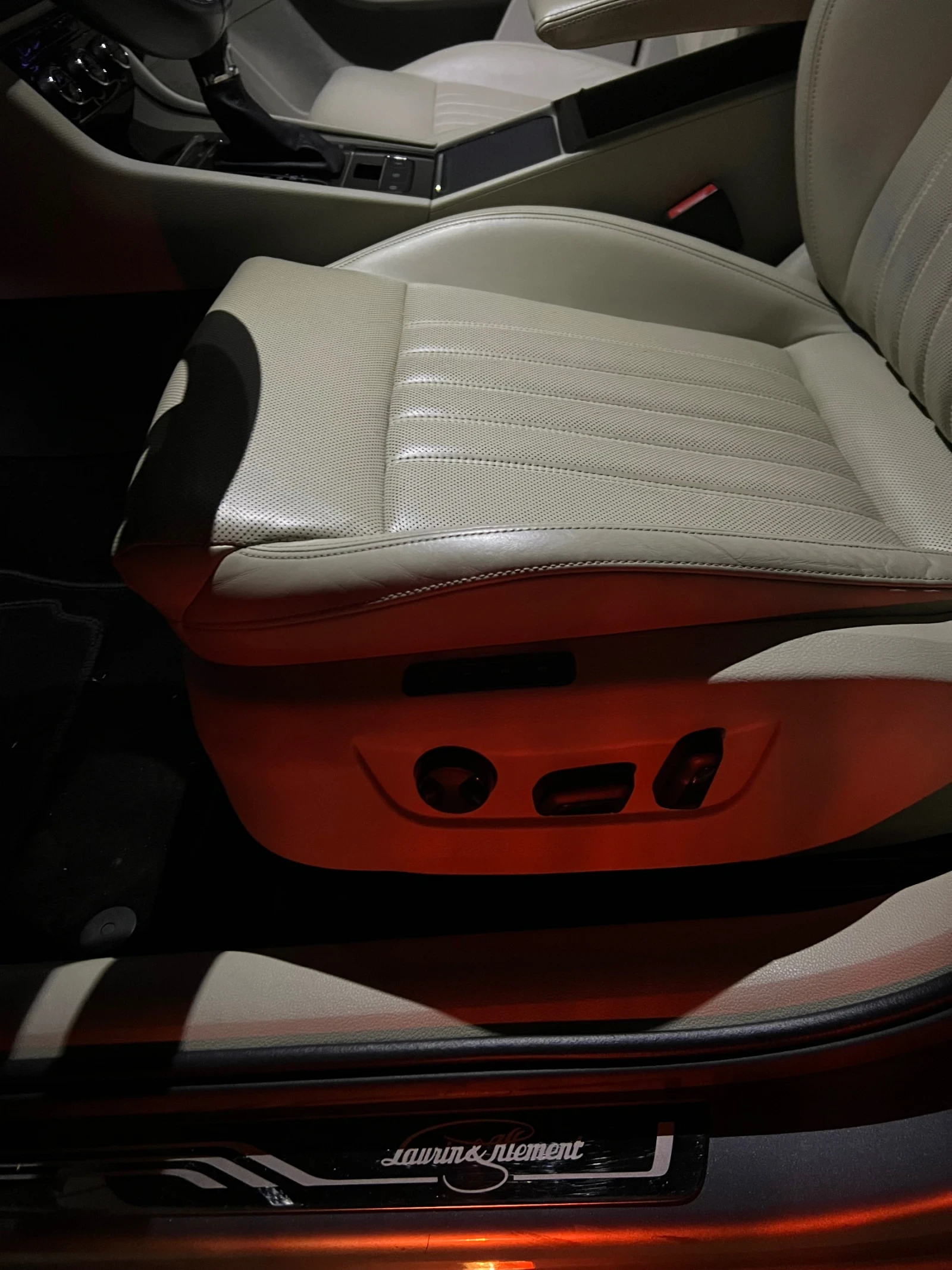 Skoda Superb  - изображение 8