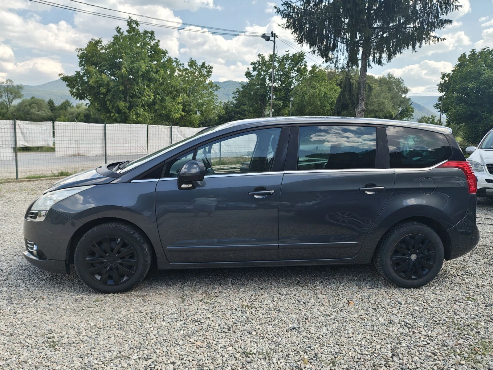 Peugeot 5008 1.6HDi 110 k.c. klimatik  - изображение 7