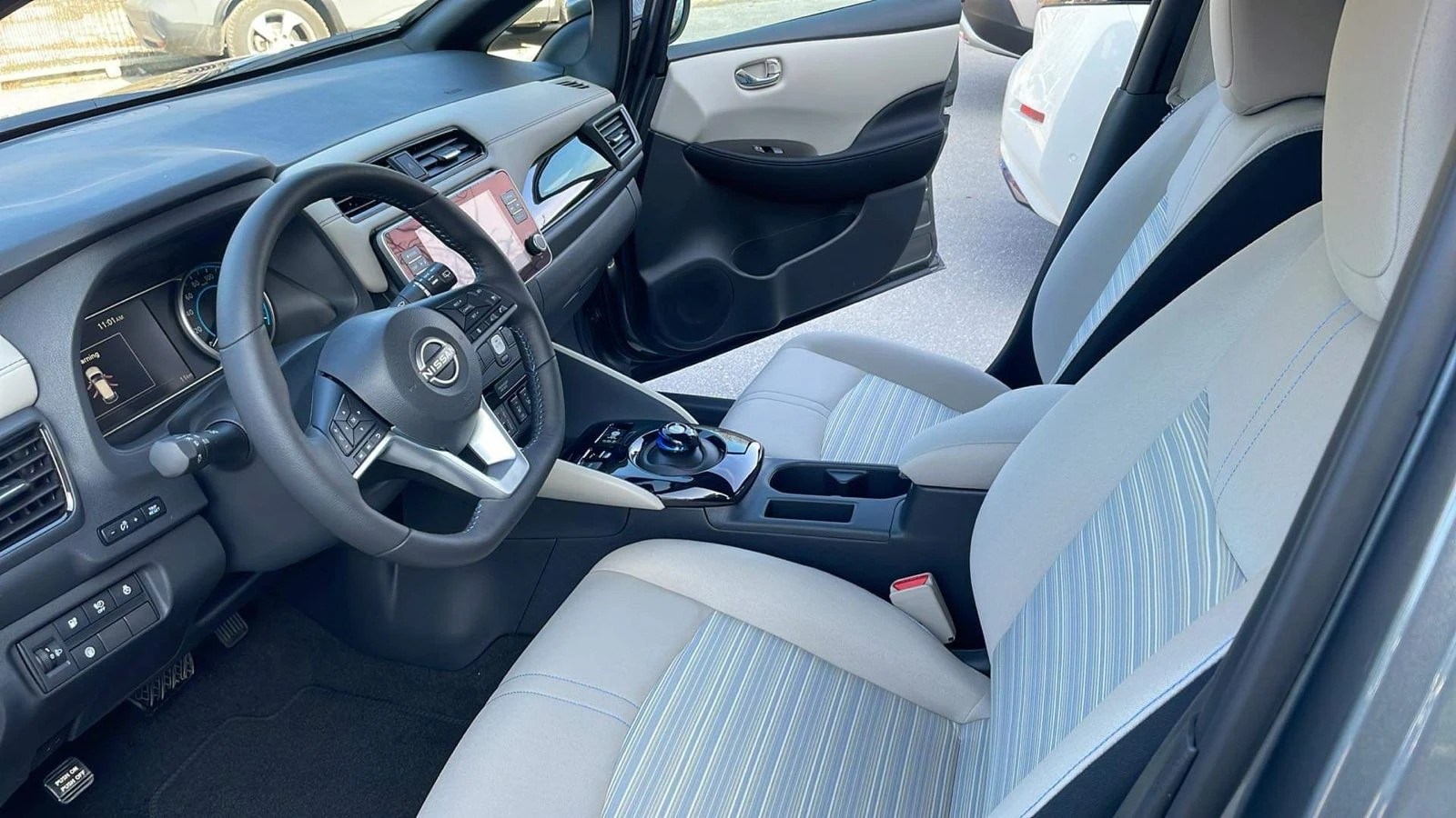 Nissan Leaf   - изображение 8