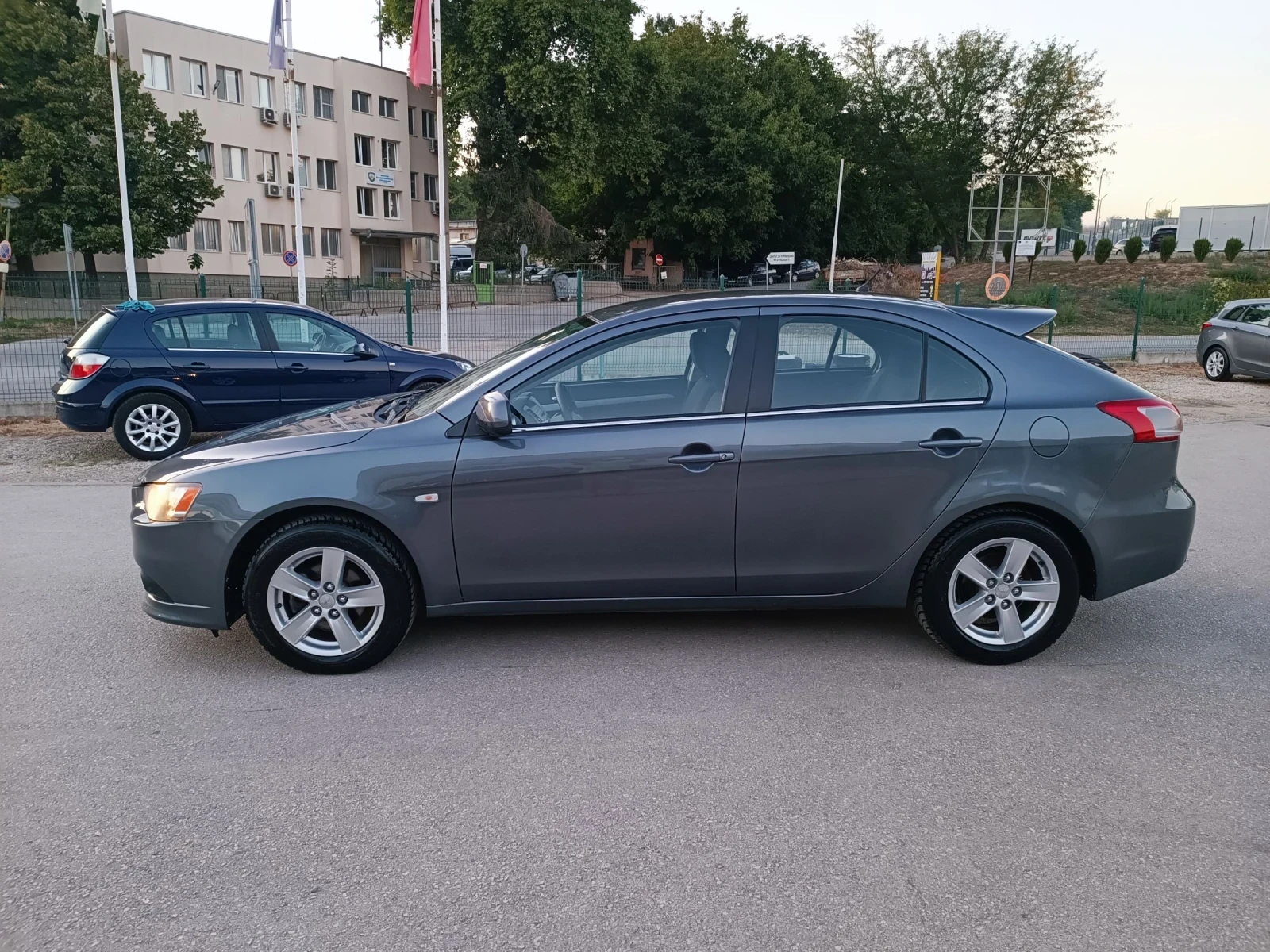 Mitsubishi Lancer 1.8i-141кс-ШВЕЙЦАРИЯ-РЪЧКА - изображение 6