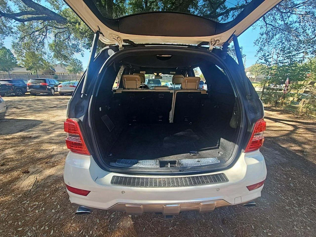 Mercedes-Benz ML 550 4MATIC* 5.5 388*  *  | Mobile.bg   14