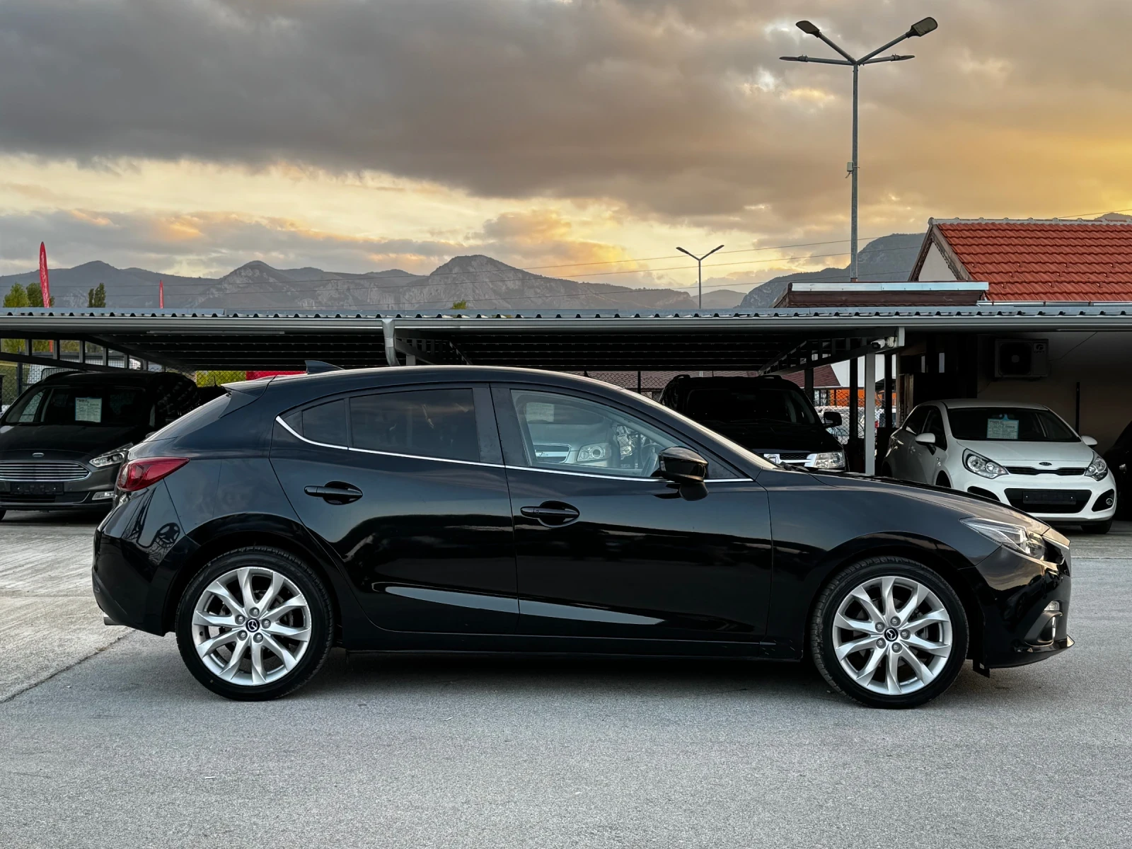 Mazda 3 2.2SKY ACTIV ИТАЛИЯ - изображение 4