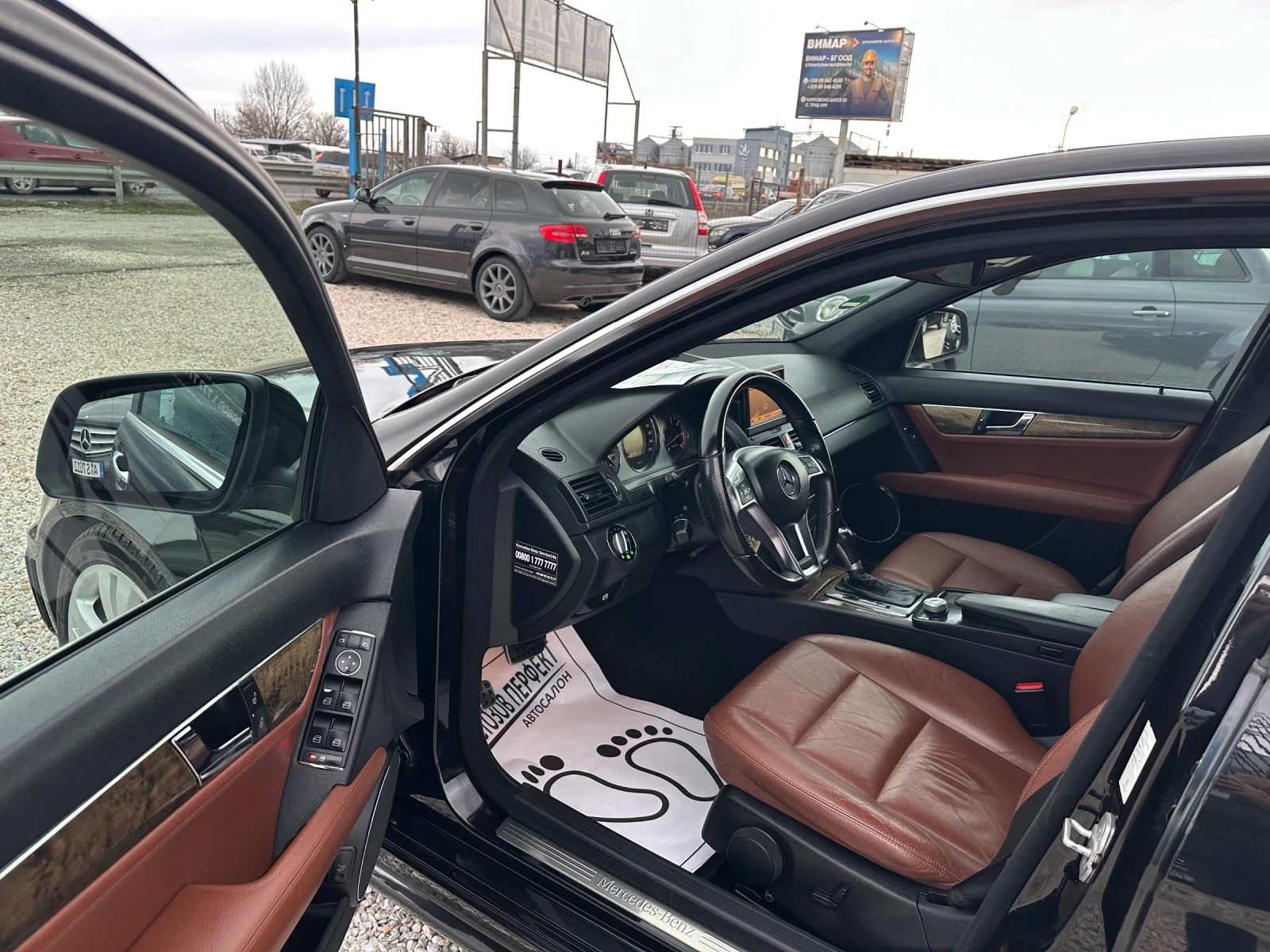 Mercedes-Benz C 320 CDI, AMG, НАВИ, ТОП!, снимка 11 - Автомобили и джипове - 52875992