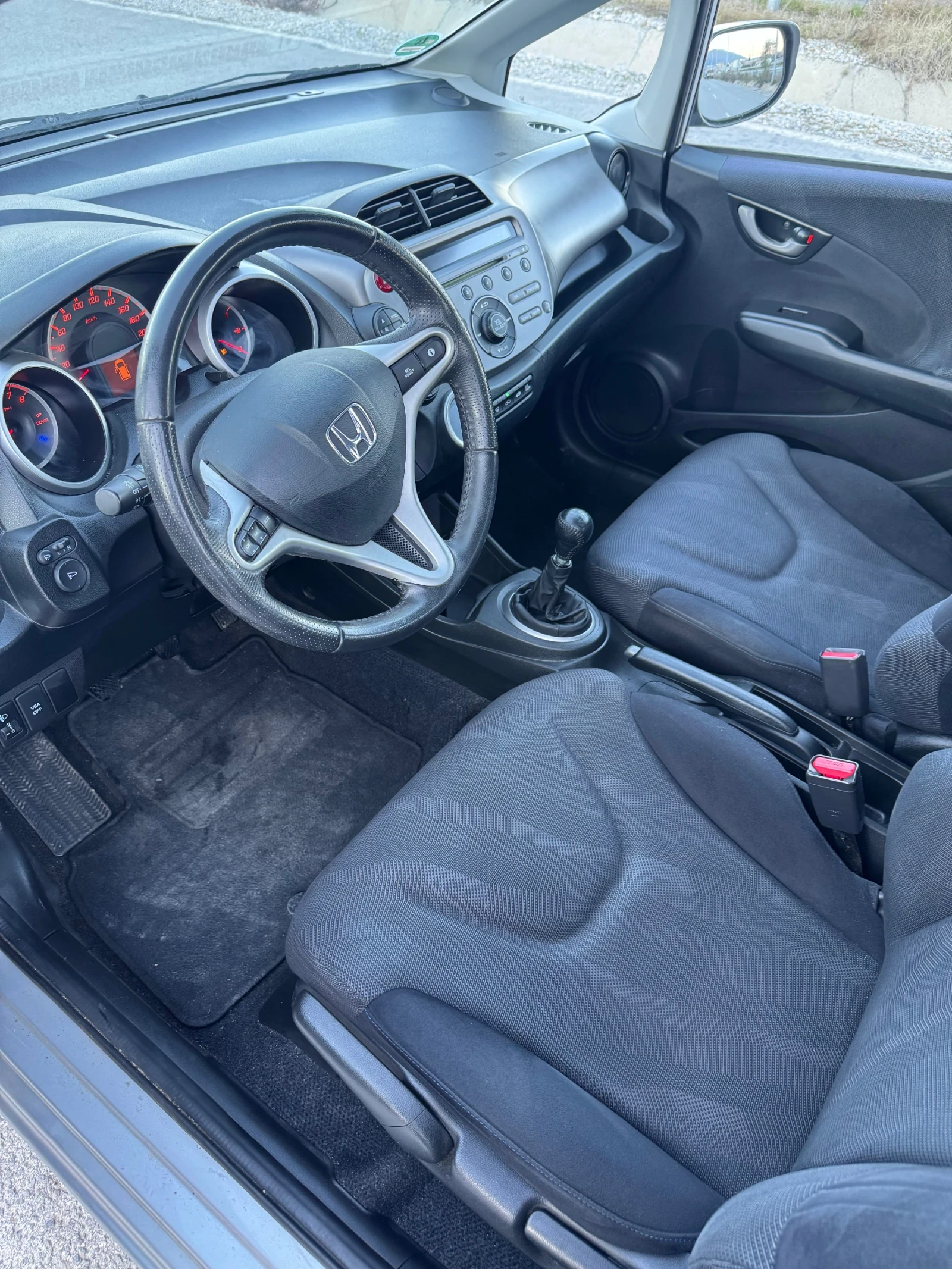 Honda Jazz 1.4 - изображение 7