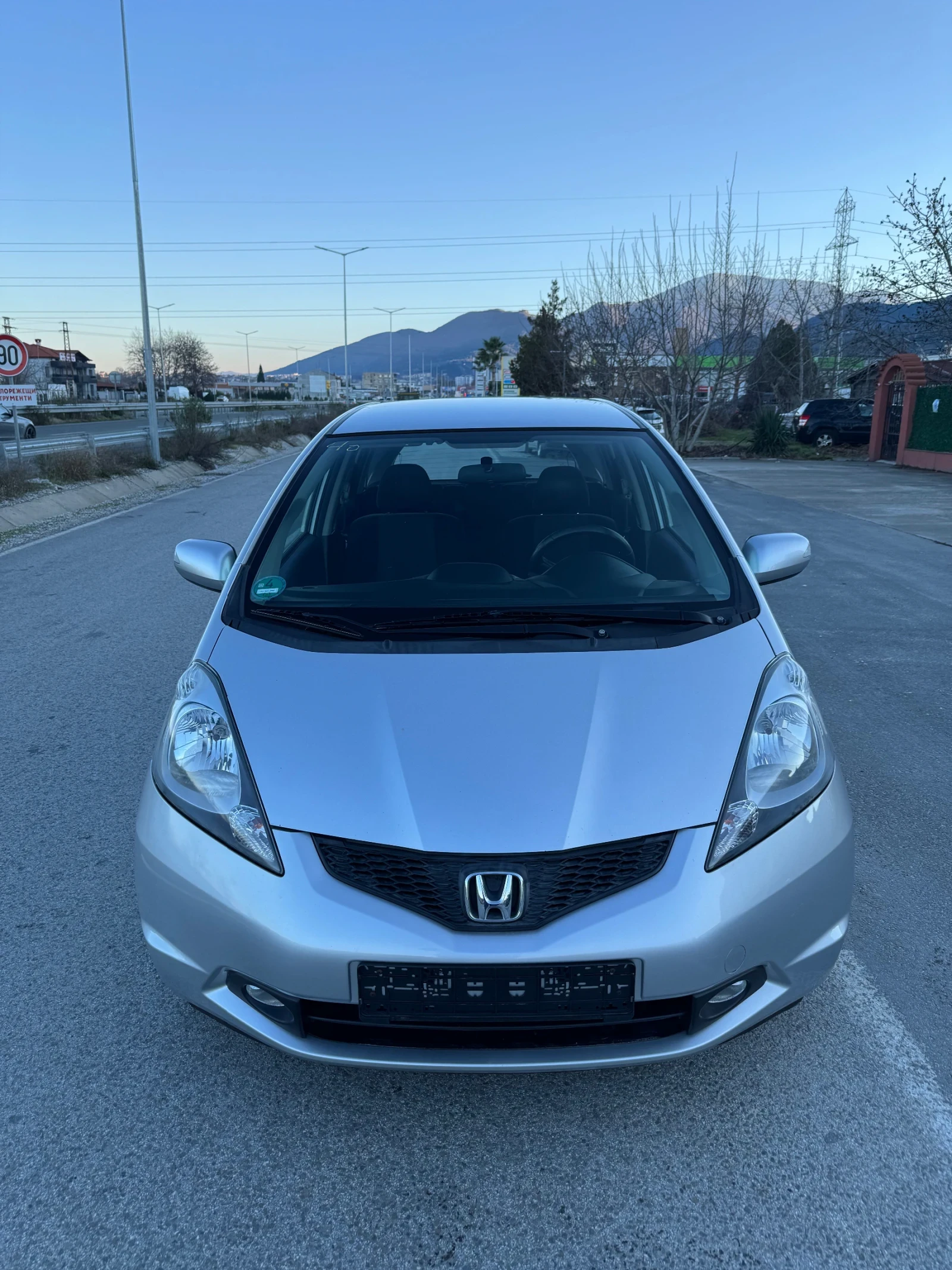 Honda Jazz 1.4 - изображение 4