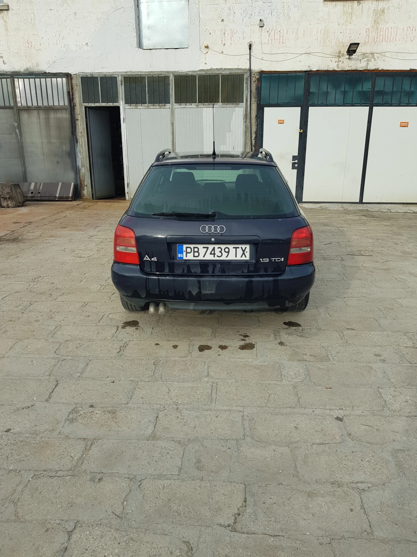 Audi A4, снимка 5 - Автомобили и джипове - 53879611