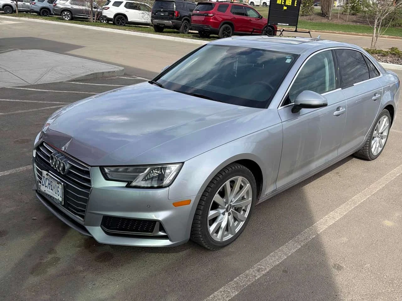 Audi A4 Komfort /CARFAX/Шибедах/Подгрев/Памет