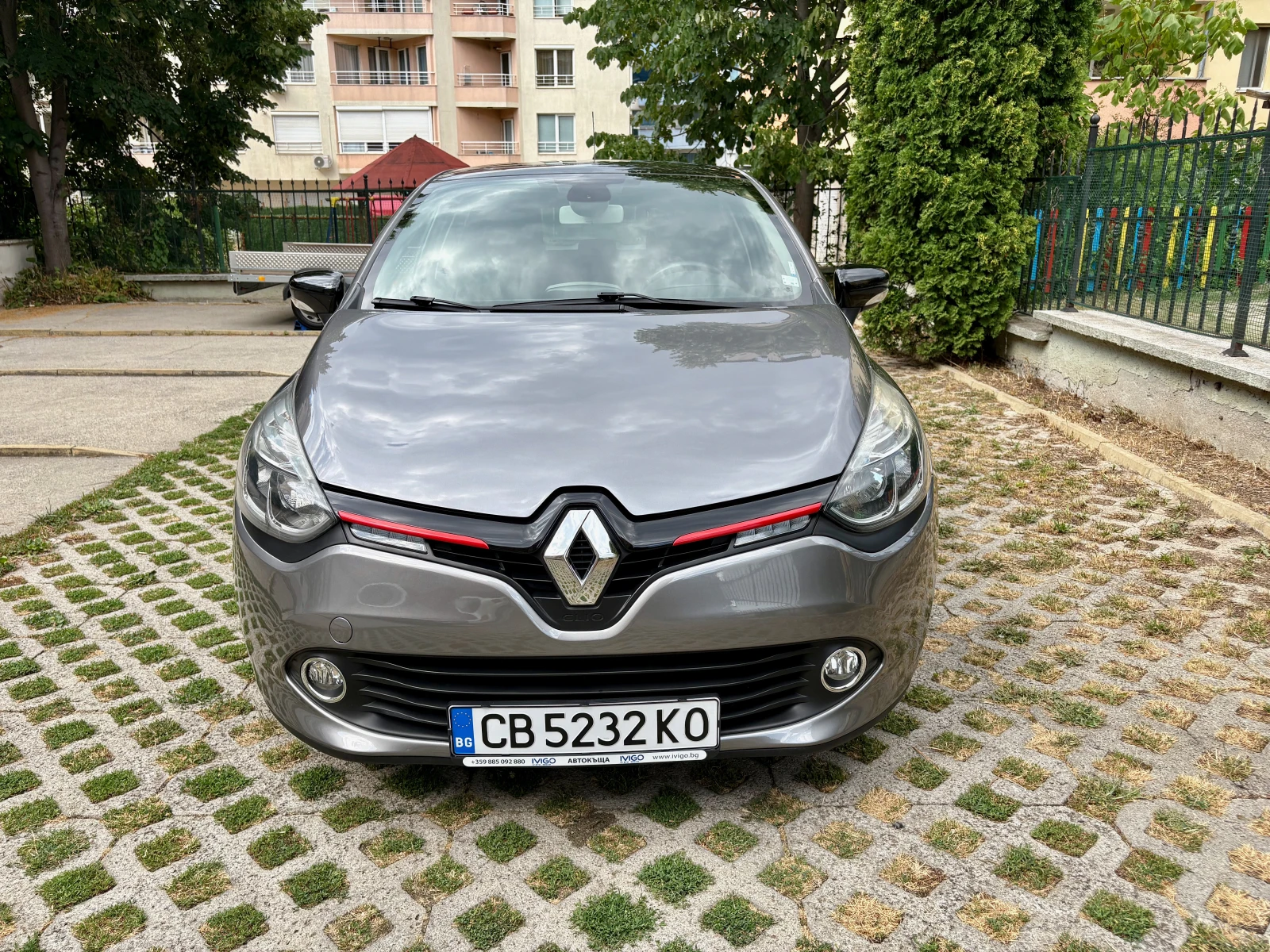 Renault Clio 1.2 TCe 120 hp, снимка 7 - Автомобили и джипове - 54650286