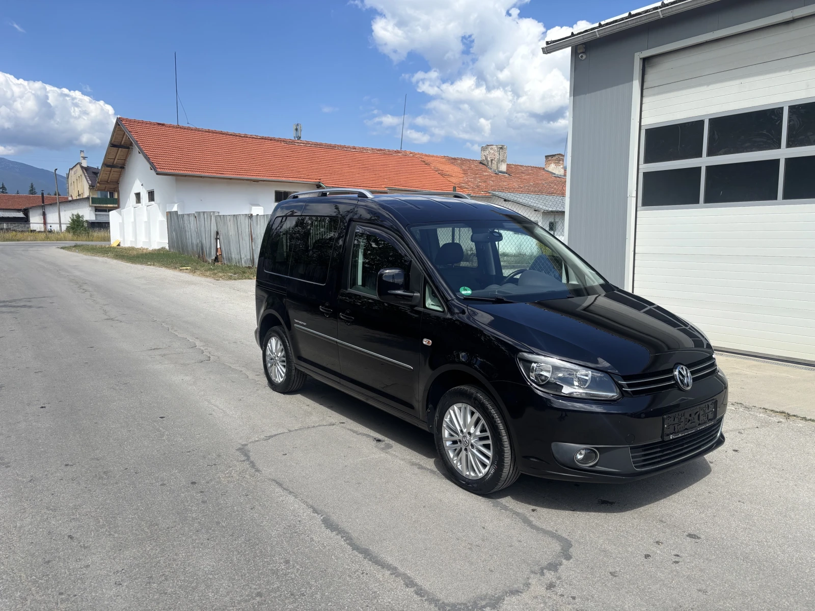 VW Caddy 1.6TDI, снимка 7 - Автомобили и джипове - 55134938