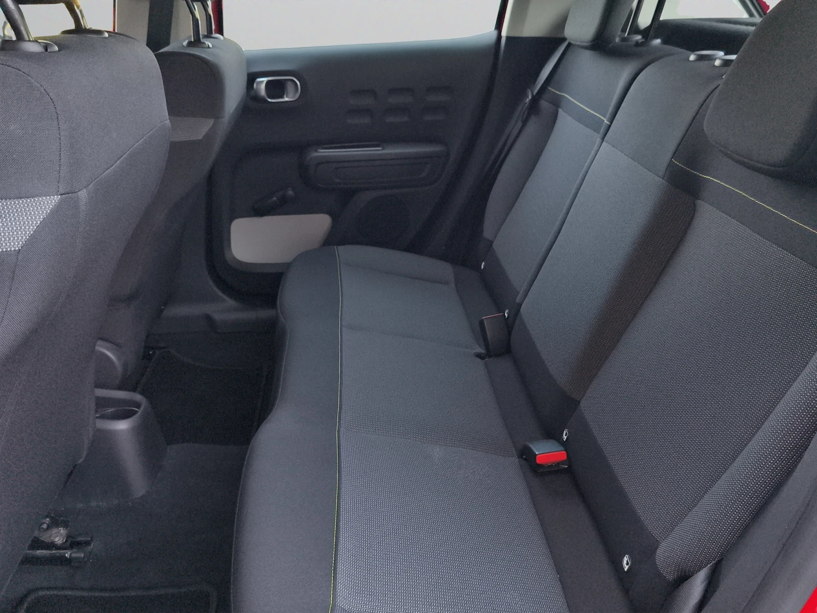 Citroen C3 1.5 BlueHDi 102 к.с. BVM6// Клиентски автомобил, снимка 12 - Автомобили и джипове - 55216078