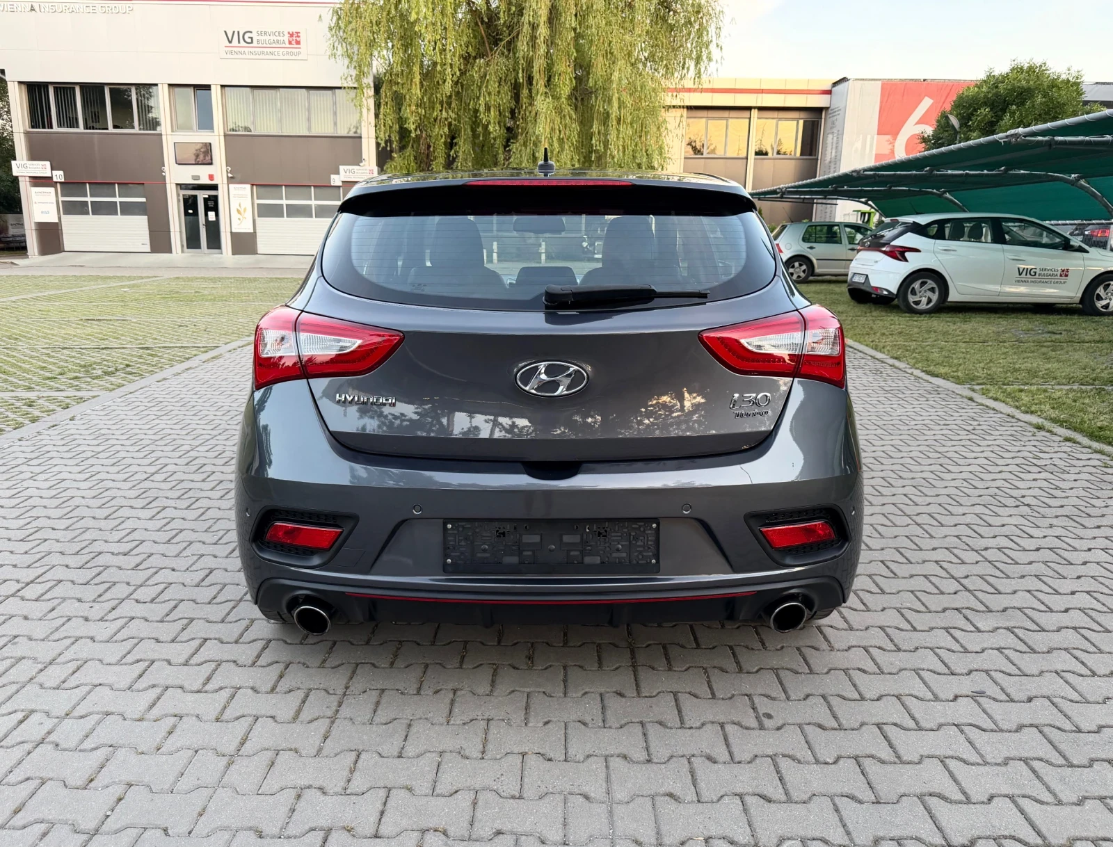 Hyundai I30 1.6T   ТОП СЪСТОЯНИЕ  , снимка 4 - Автомобили и джипове - 55253951