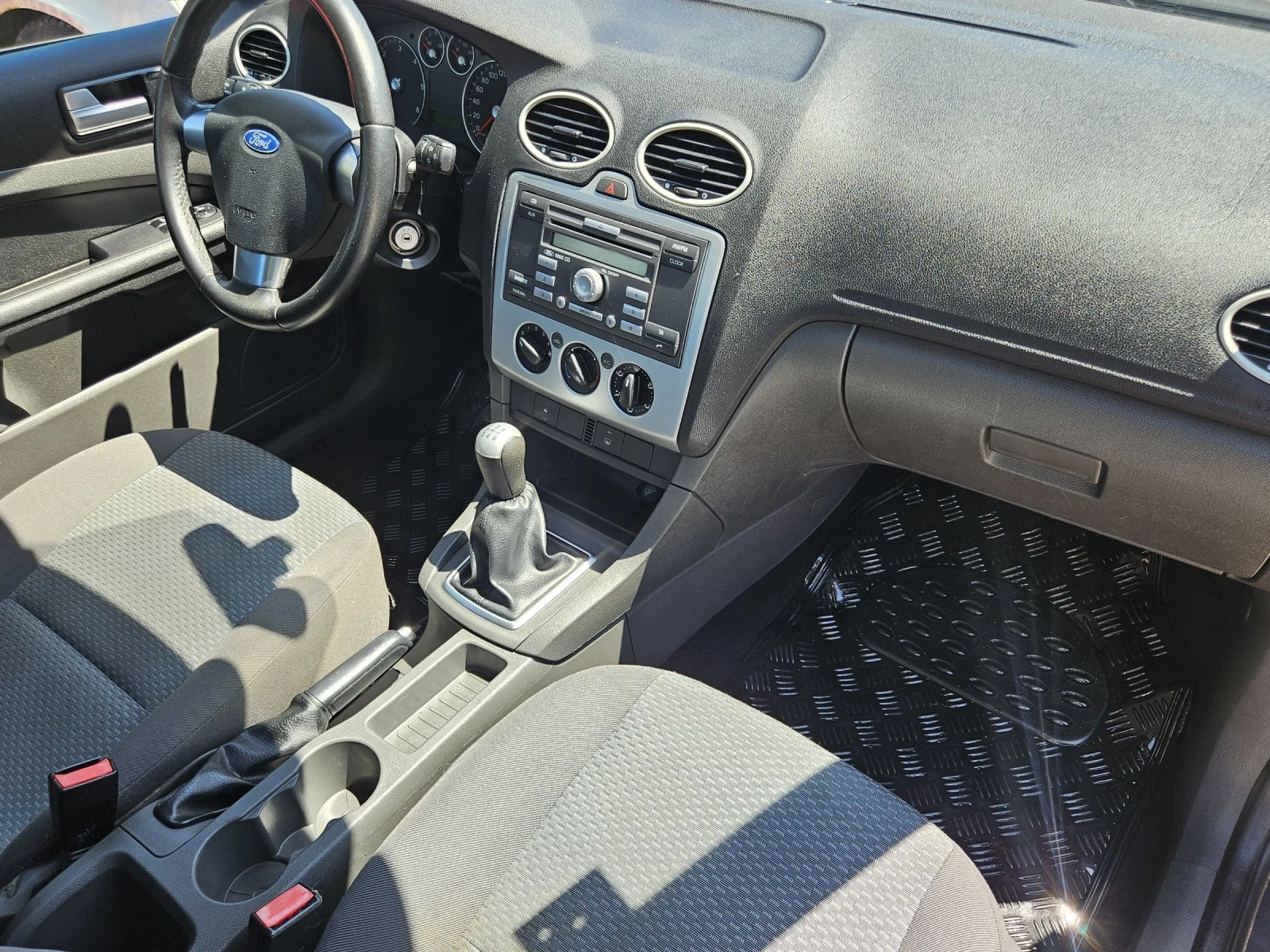 Ford Focus 1.6 TDCI* 90ps* Климатик , снимка 10 - Автомобили и джипове - 55281128