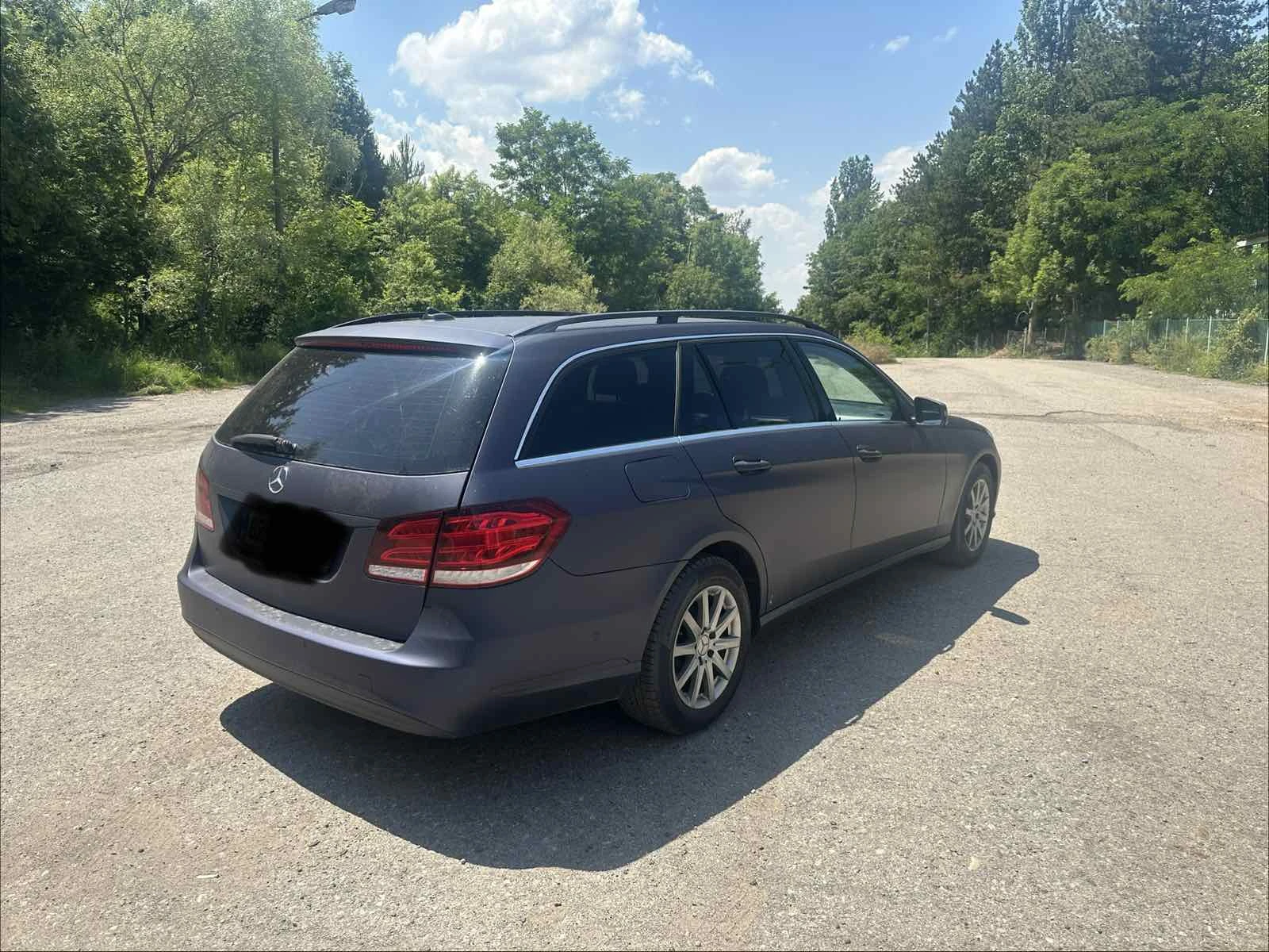Mercedes-Benz E 200 Bluetec, снимка 2 - Автомобили и джипове - 55317057