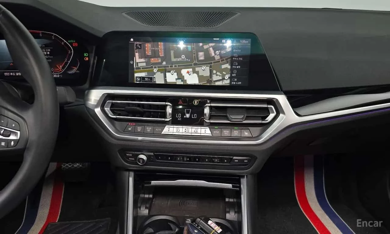 BMW 320 i / HEAD UP / АВТОКРЕДИТ , снимка 14 - Автомобили и джипове - 55569425