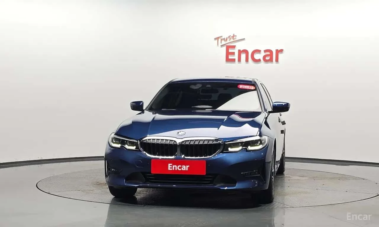 BMW 320 i / HEAD UP / АВТОКРЕДИТ , снимка 3 - Автомобили и джипове - 55569425