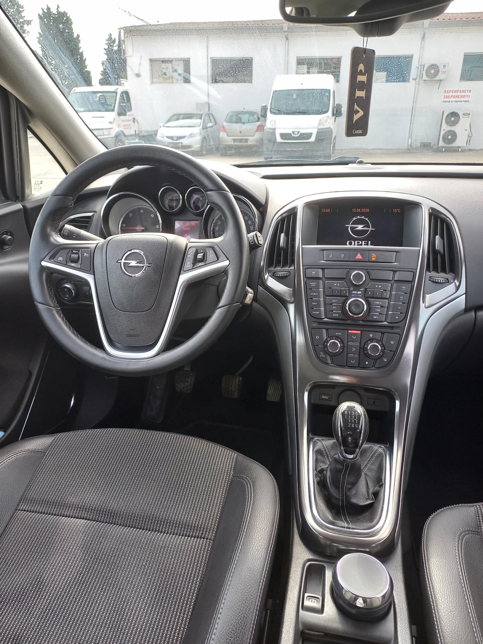 Opel Astra, снимка 12 - Автомобили и джипове - 55827327