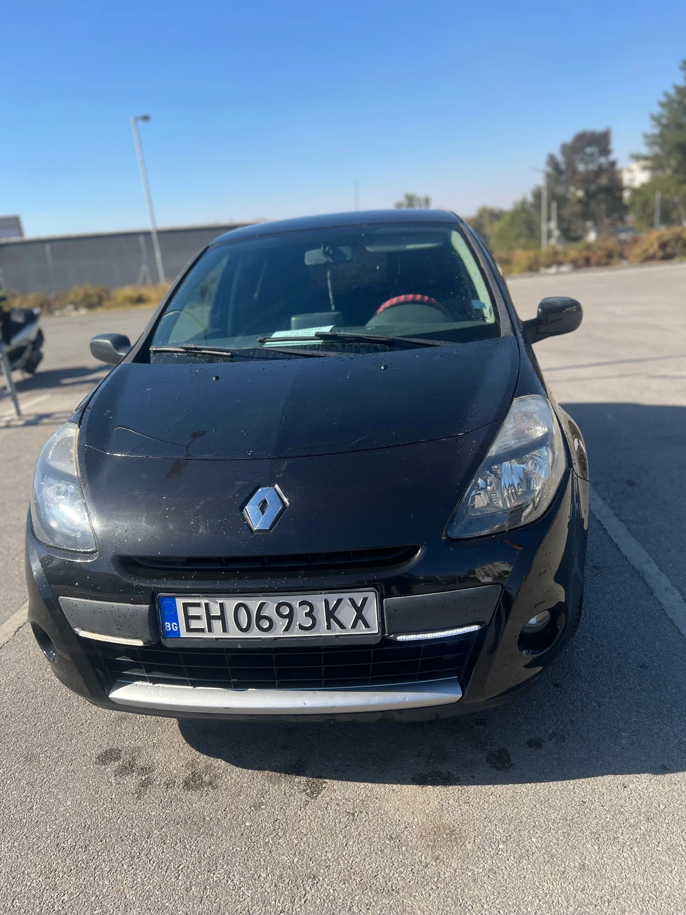 Renault Clio 1.2 16V газ/бензин, снимка 2 - Автомобили и джипове - 56043133