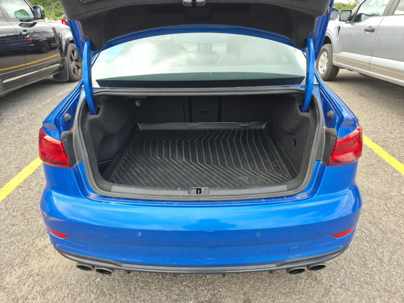 Audi S3 2.0T TECHNIK| BANG&OLUFSEN| ����| ��������| 2 ���� | Mobile.bg � ����������� 14