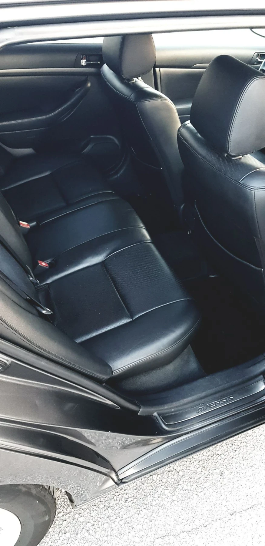 Toyota Avensis, снимка 9 - Автомобили и джипове - 56172306