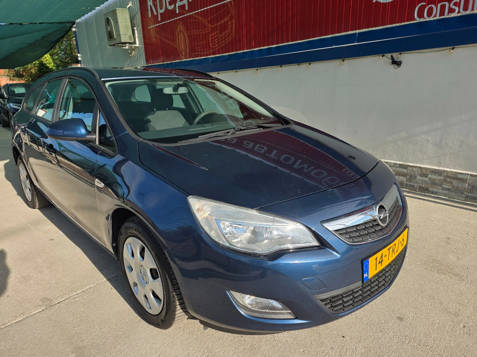 Opel Astra 1.4/100к.с/, снимка 2 - Автомобили и джипове - 56439439