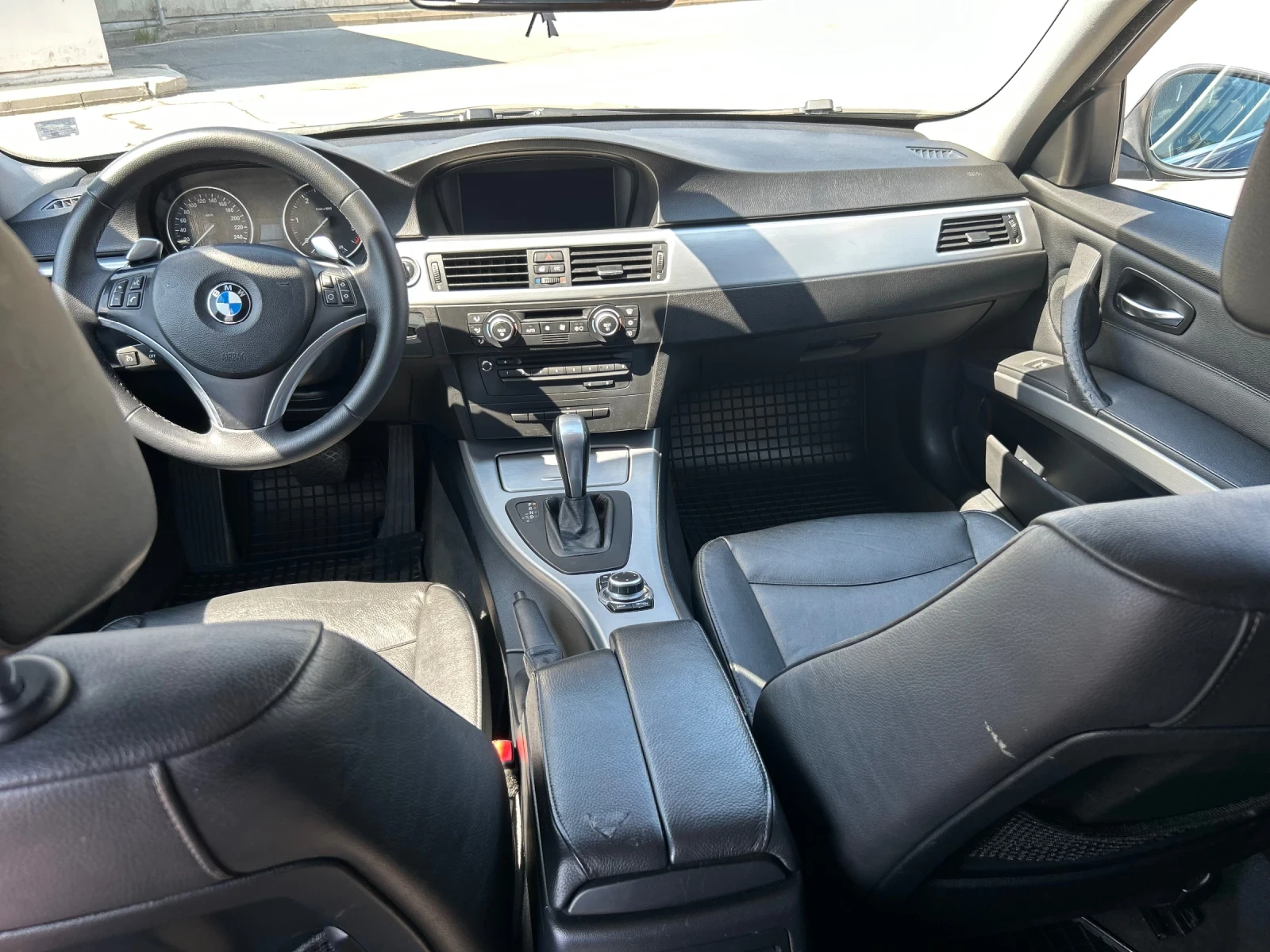 BMW 330 XDrive, снимка 7 - Автомобили и джипове - 56641085