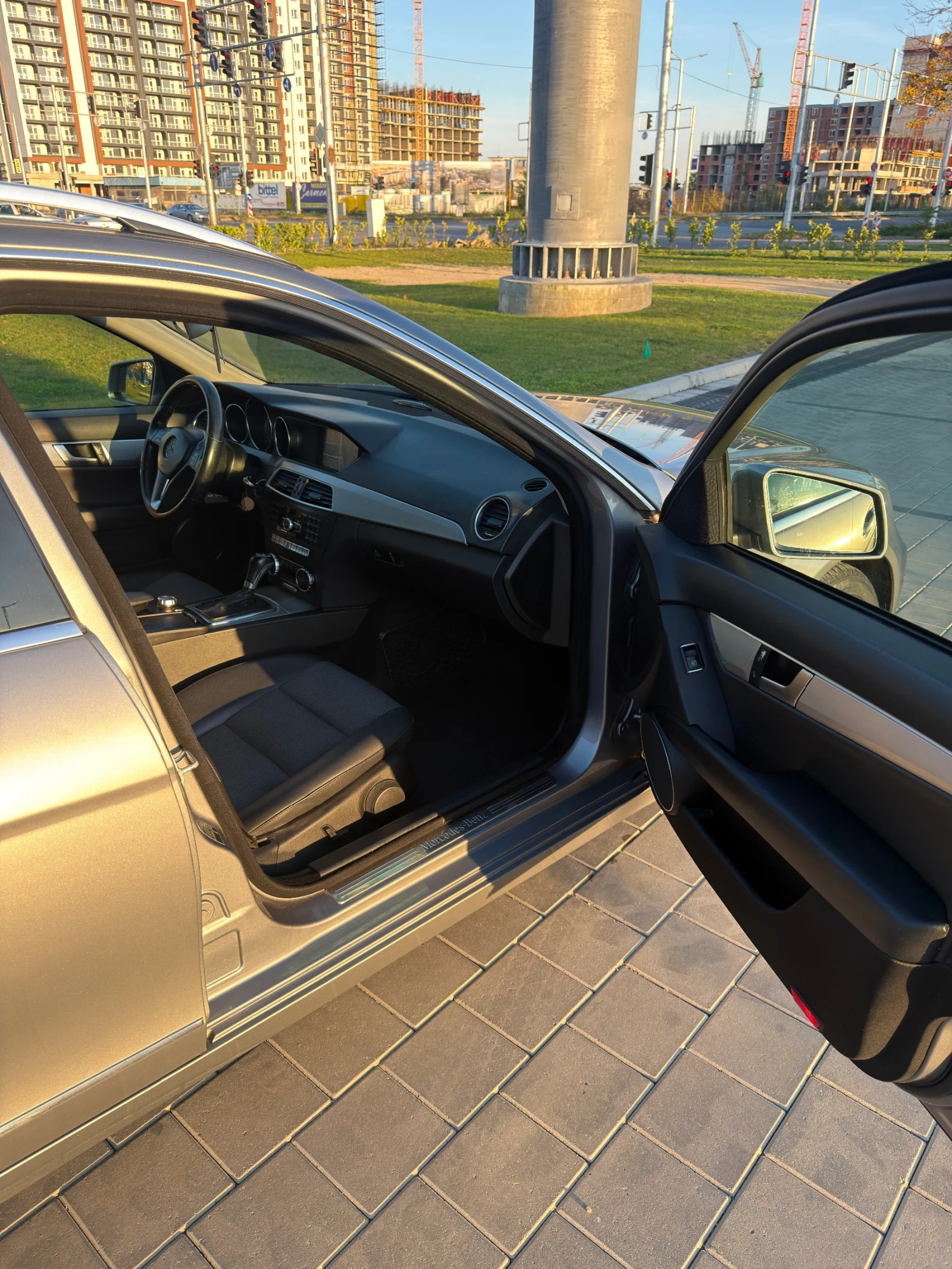 Mercedes-Benz C 220, снимка 15 - Автомобили и джипове - 56747198