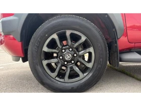 Toyota Hilux INVINCIBLE 2.8D 6AT, снимка 16
