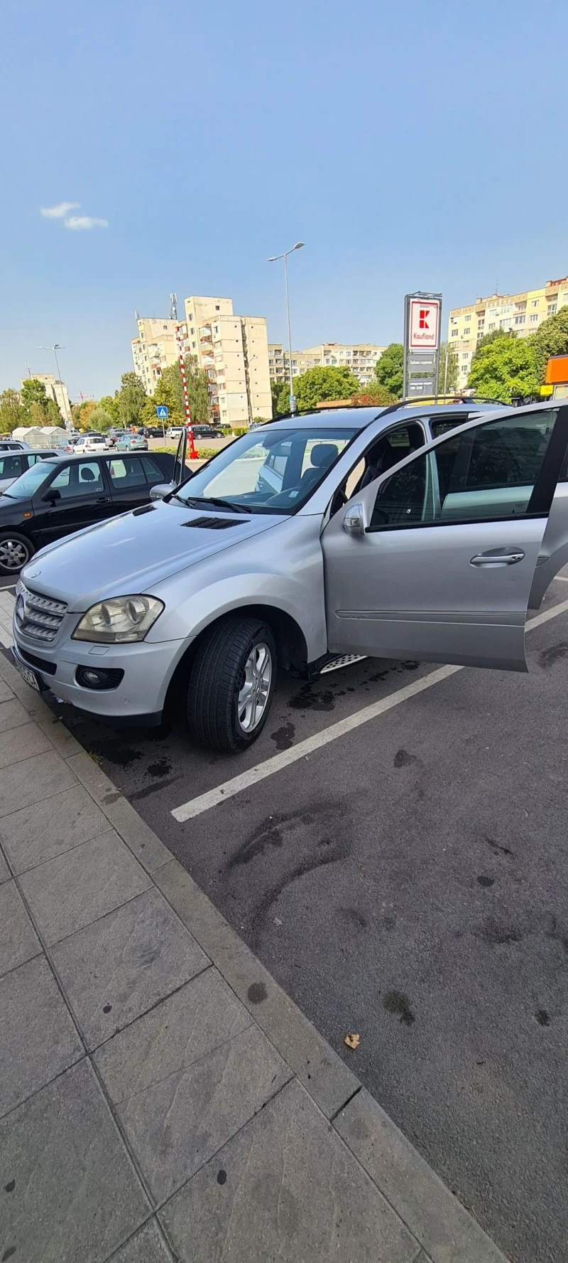 Mercedes-Benz ML 320, снимка 1 - Автомобили и джипове - 46616269