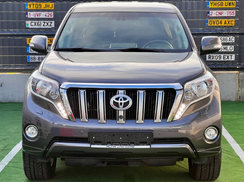 Toyota Land cruiser 2.8d Premium Luxury, снимка 2 - Автомобили и джипове - 44639543