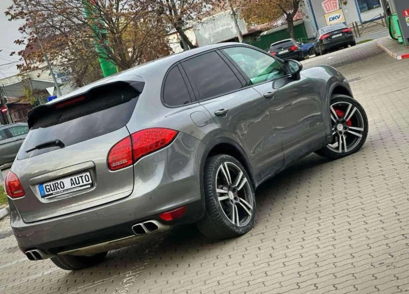 Porsche Cayenne 3.0diesel нов внос сменени вериги бартер, снимка 3 - Автомобили и джипове - 48773722