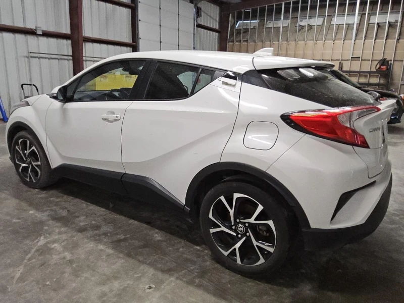 Toyota C-HR XLE, снимка 2 - Автомобили и джипове - 49420145