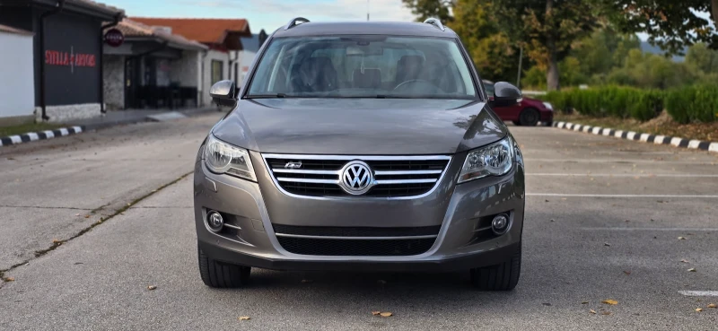 VW Tiguan 4x4 , снимка 2 - Автомобили и джипове - 51953882