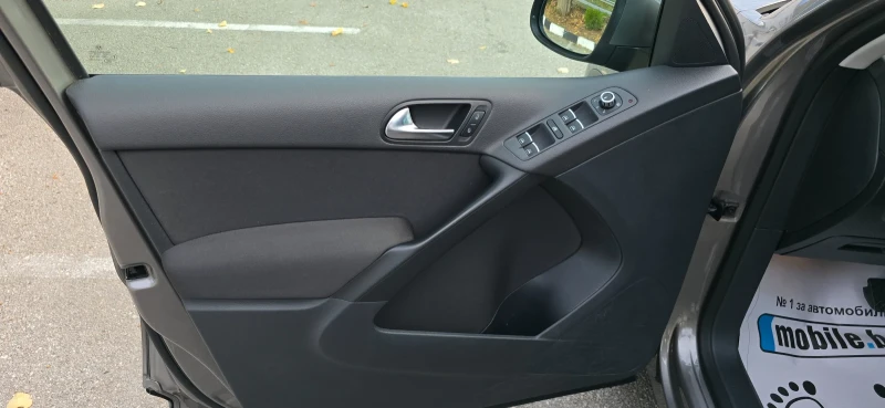 VW Tiguan 4x4 , снимка 16 - Автомобили и джипове - 51953882