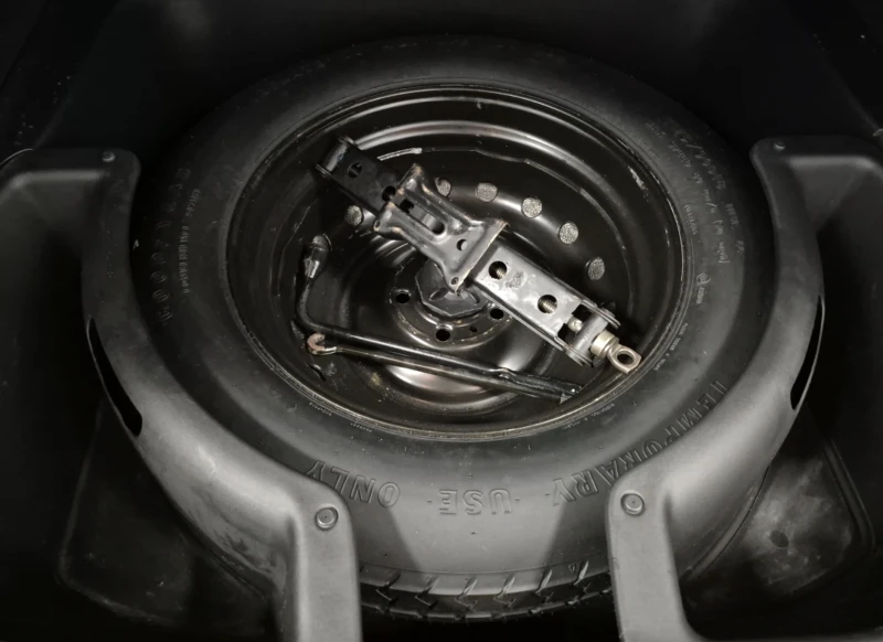 Jeep Grand cherokee ALTITUDE, снимка 11 - Автомобили и джипове - 52640072